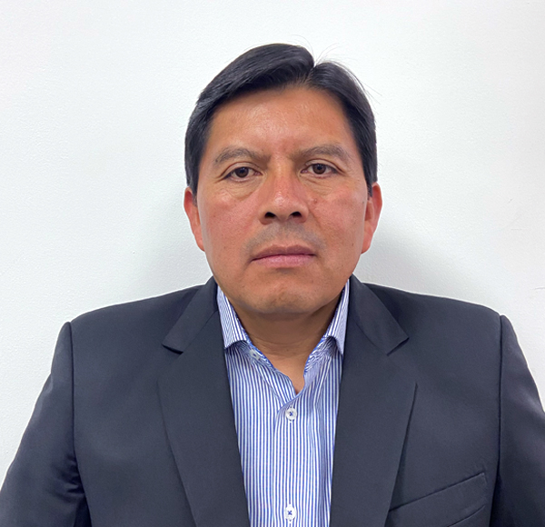 Ingeniero Segundo Pupiales . Generente del área de iSeries
